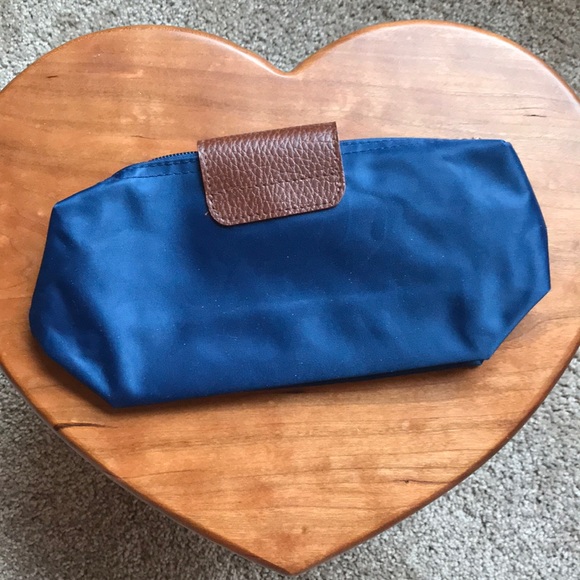 Karen Kane pouch bag - Picture 5 of 6